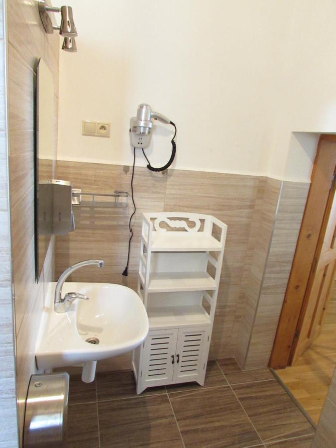 Bara Haz Villa Tvrdosovce Luaran gambar