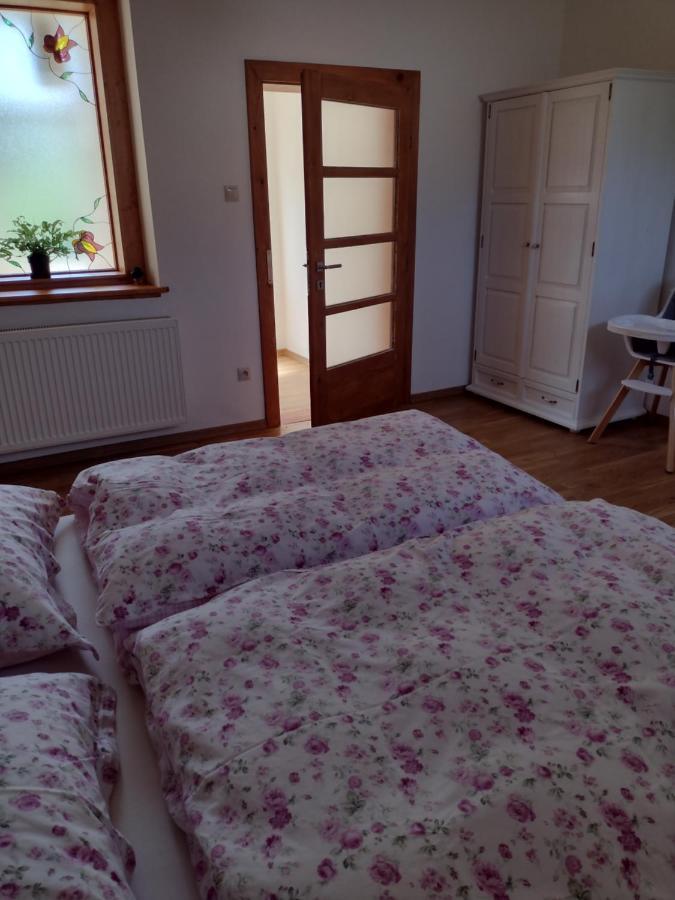 Bara Haz Villa Tvrdosovce Luaran gambar